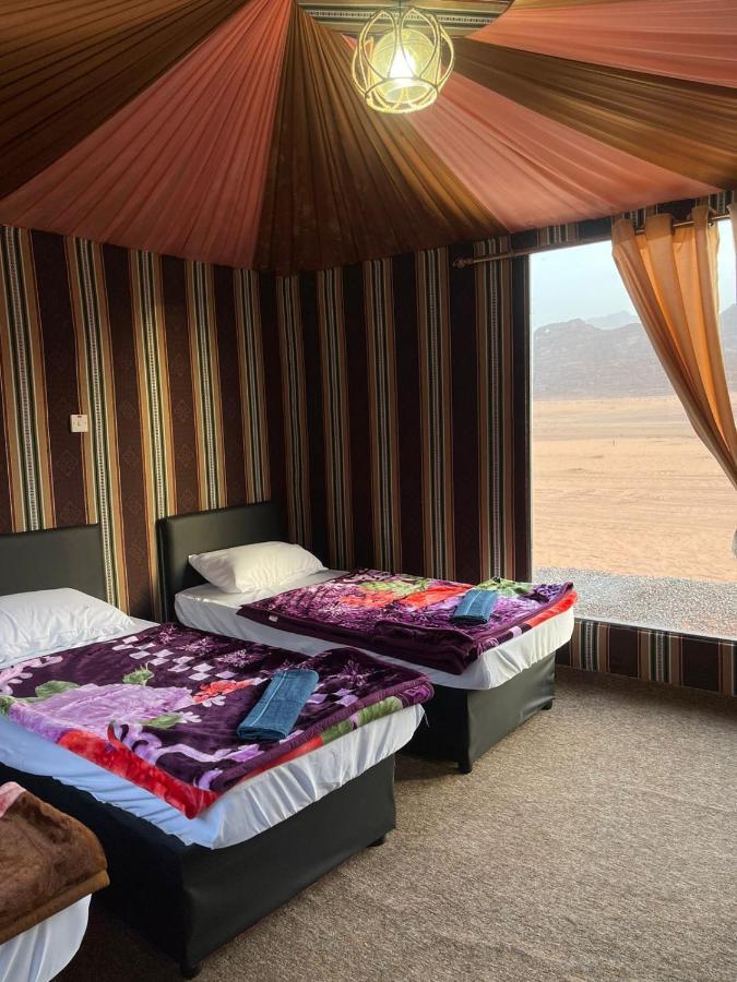 Wadi Rum Star Camp ภายนอก รูปภาพ