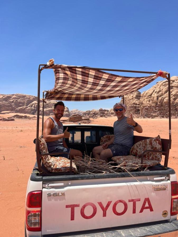 Wadi Rum Star Camp ภายนอก รูปภาพ