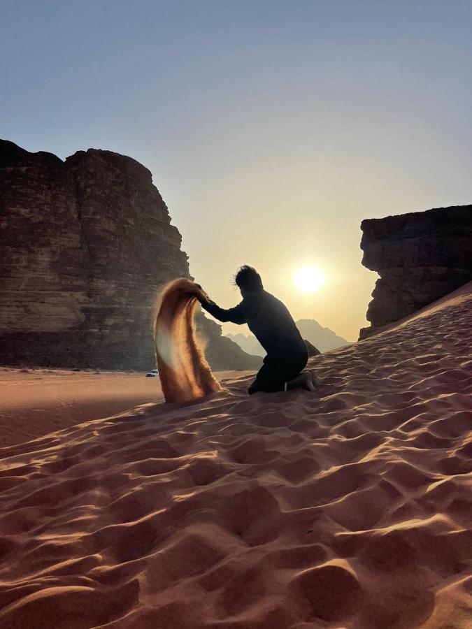 Wadi Rum Star Camp ภายนอก รูปภาพ