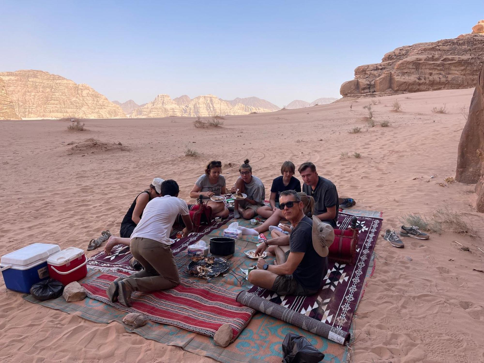 Wadi Rum Star Camp ภายนอก รูปภาพ