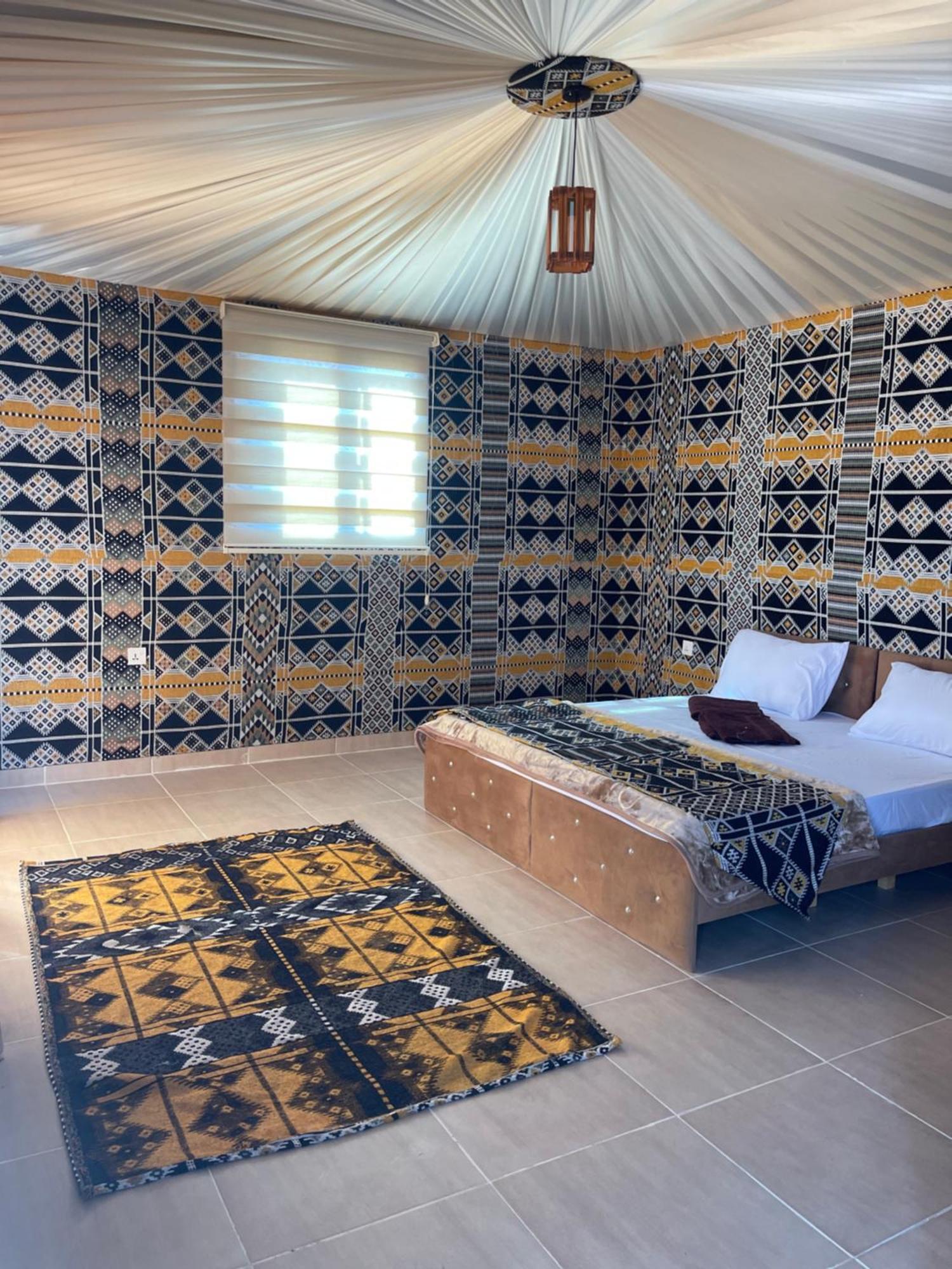 Wadi Rum Star Camp ภายนอก รูปภาพ