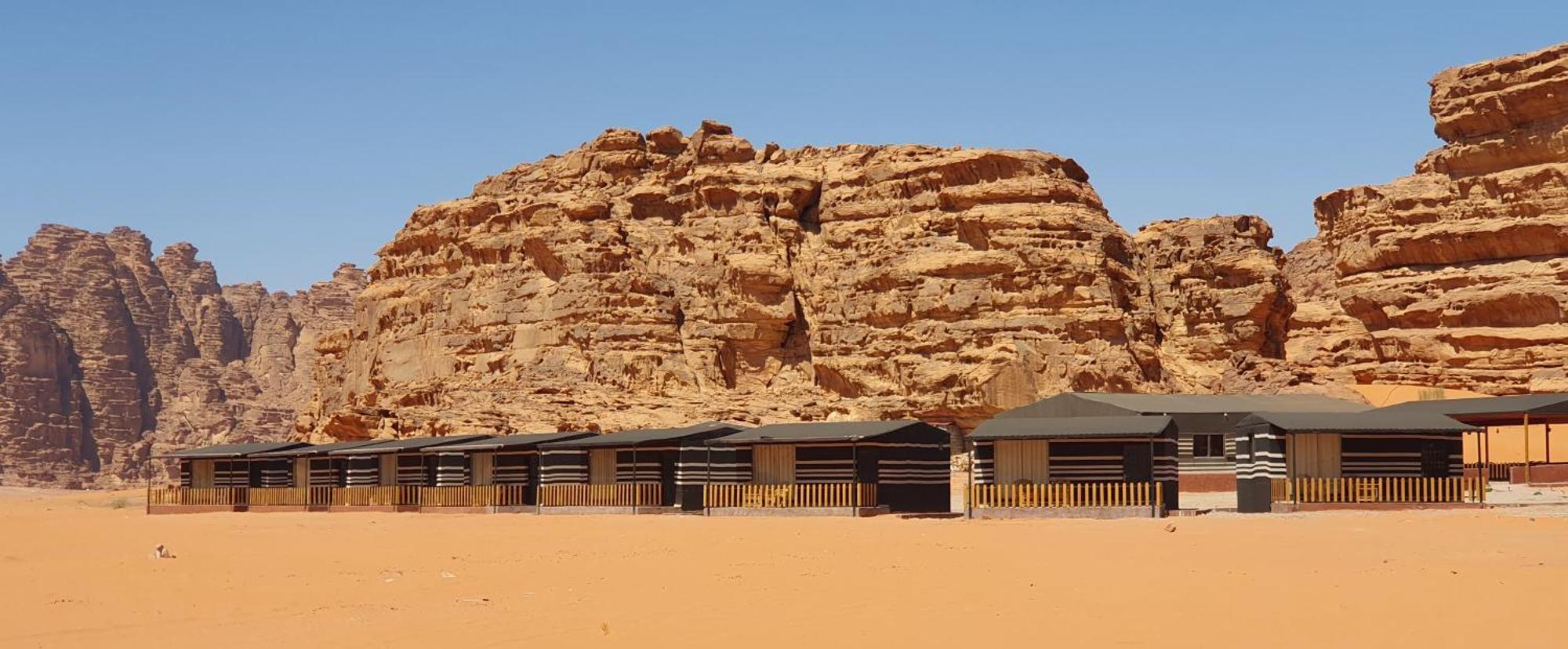 Wadi Rum Star Camp ภายนอก รูปภาพ